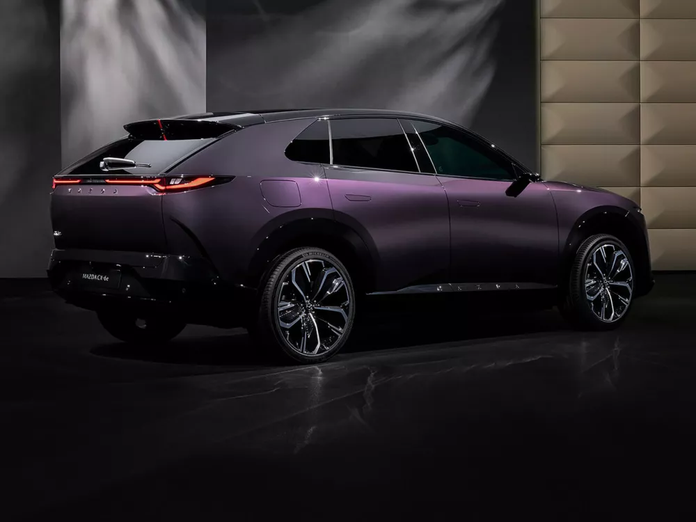 Автомобиль Mazda CX-6e Внедорожник (5 дверей)