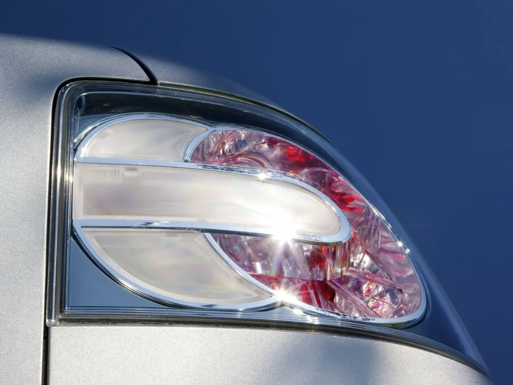 Автомобиль Mazda CX-7 I Рестайлинг Внедорожник (5 дверей)