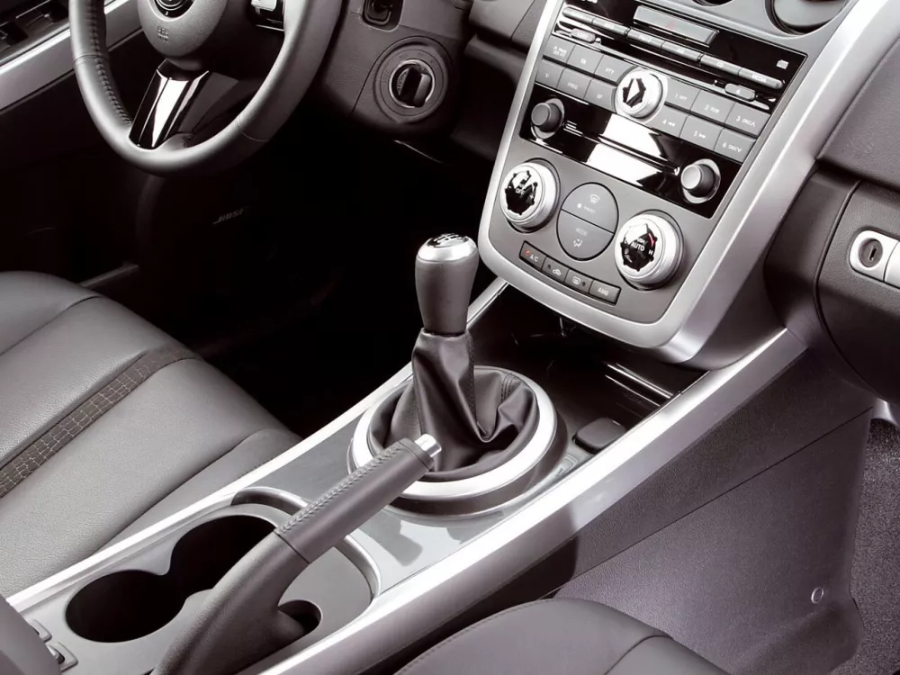 Автомобиль Mazda CX-7 I Внедорожник (5 дверей)
