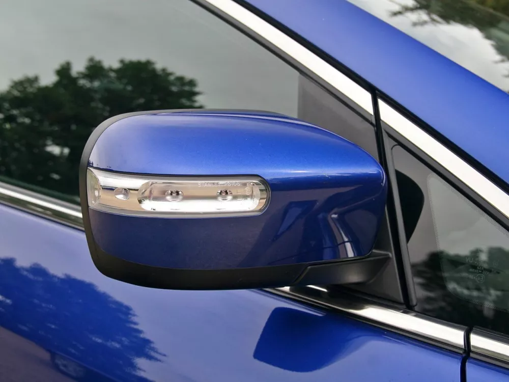 Автомобиль Mazda CX-7 I Внедорожник (5 дверей)