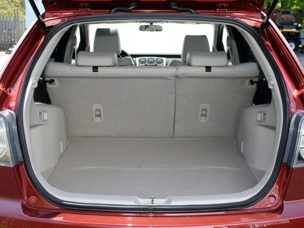 Автомобиль Mazda CX-7 I Внедорожник (5 дверей)