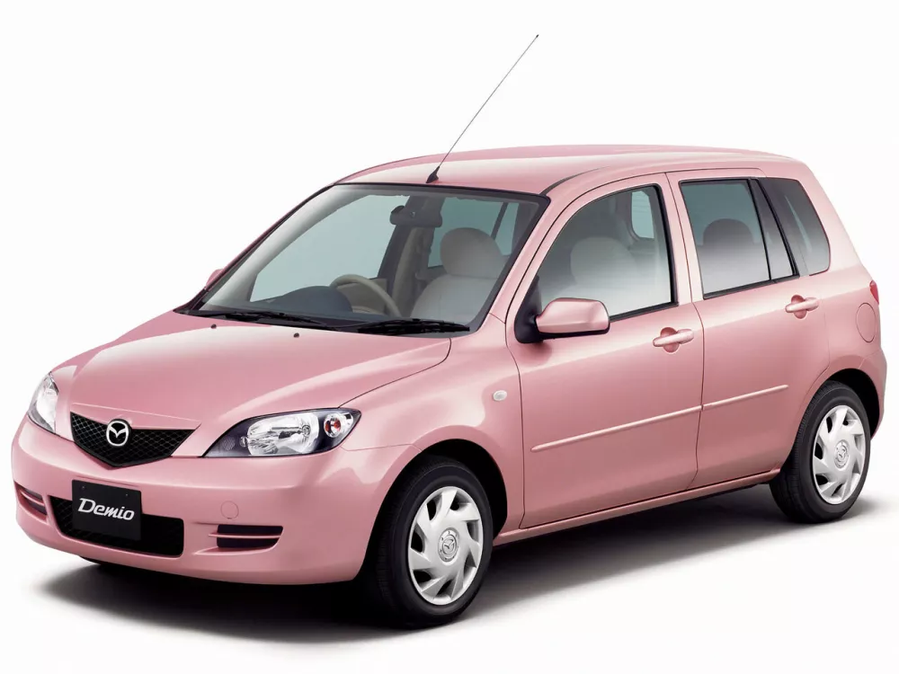 Автомобиль Mazda Demio II (DY) Хэтчбек (5 дверей)