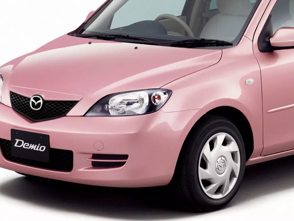 Автомобиль Mazda Demio II (DY) Хэтчбек (5 дверей)