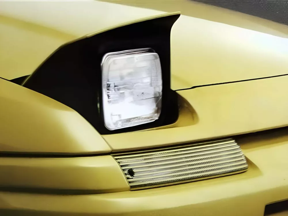 Автомобиль Mazda Eunos 100 Хэтчбек (5 дверей)
