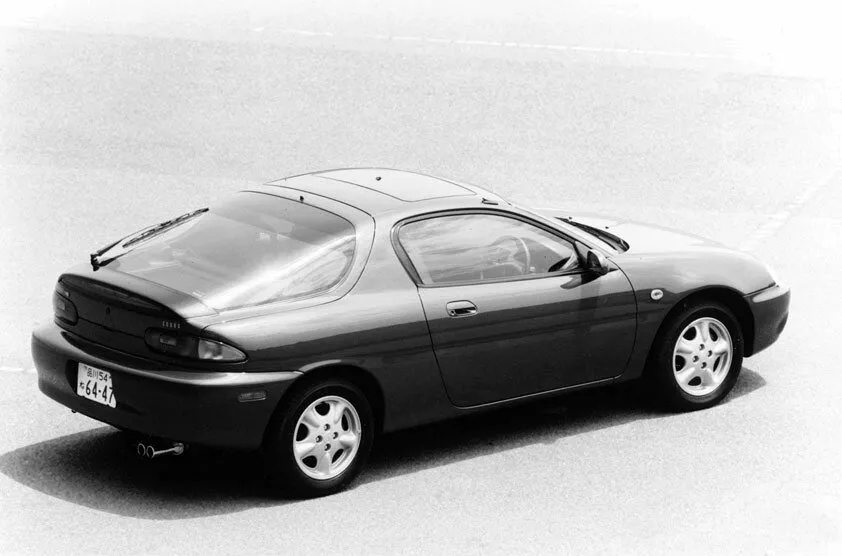Автомобиль Mazda Eunos Presso Купе