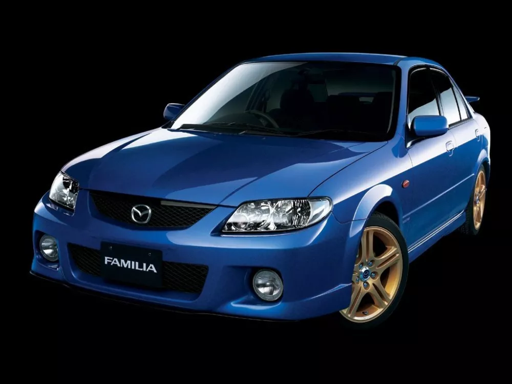 Автомобиль Mazda Familia VIII (BJ) Седан