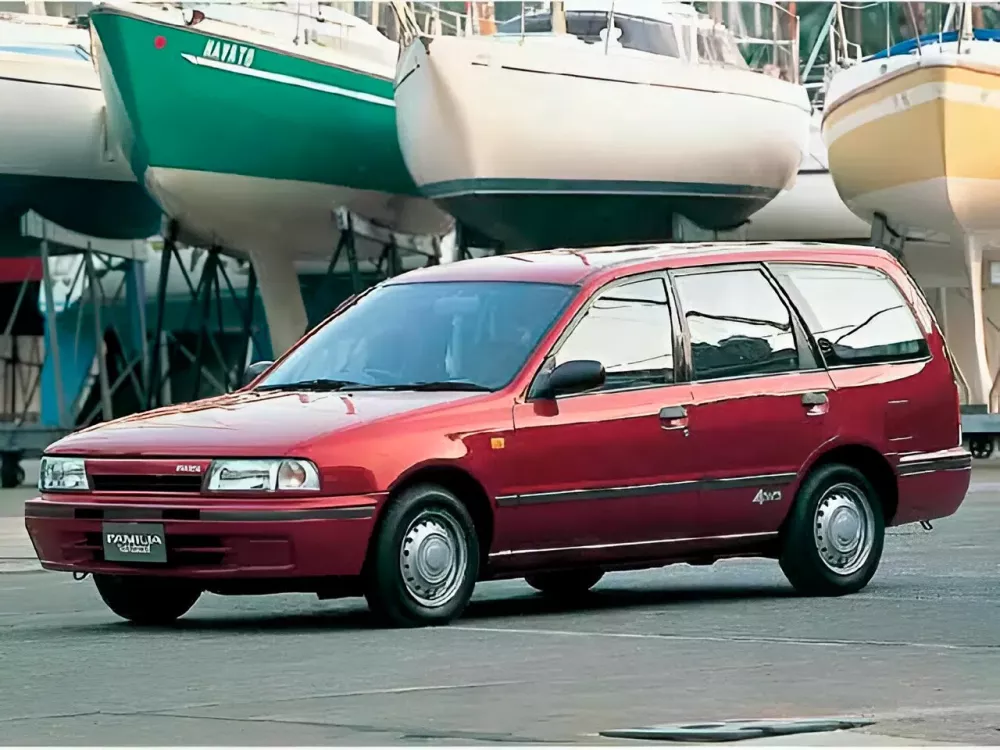 Автомобиль Mazda Familia Y10 Универсал (5 дверей)