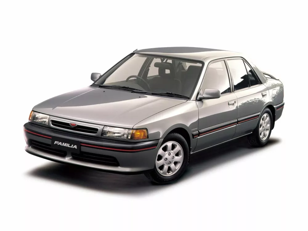 Автомобиль Mazda Familia VI (BG) Седан
