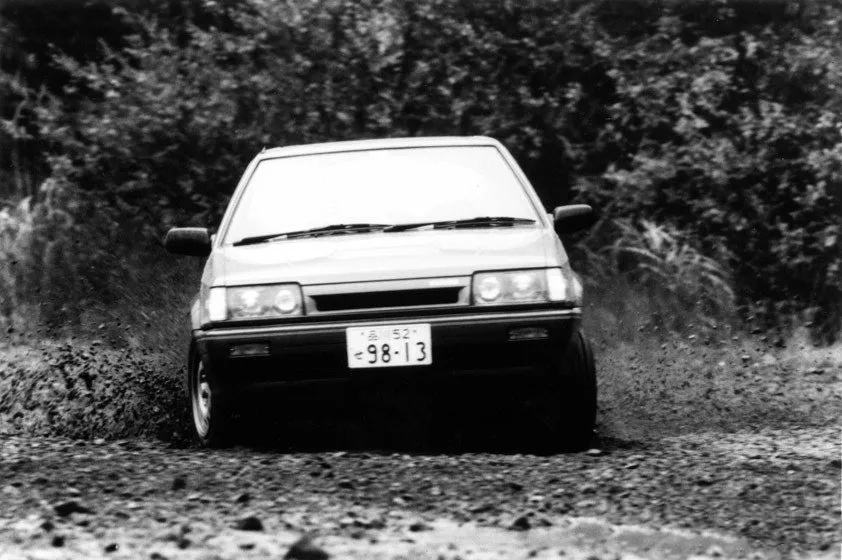 Автомобиль Mazda Familia V (BF) Хэтчбек (3 двери)