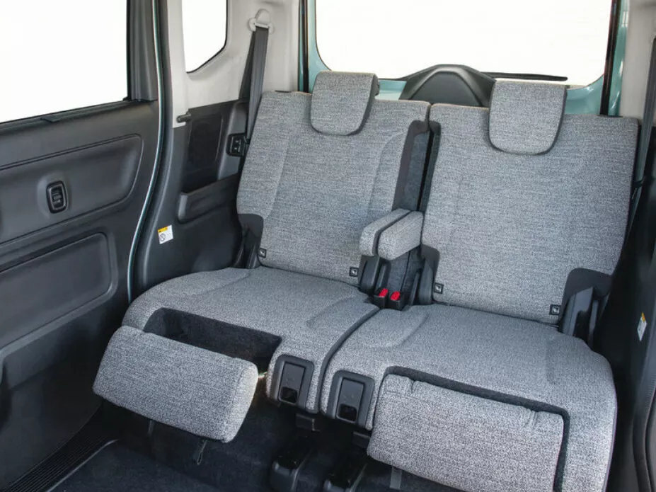 Автомобиль Mazda Flair Wagon IV Микровэн