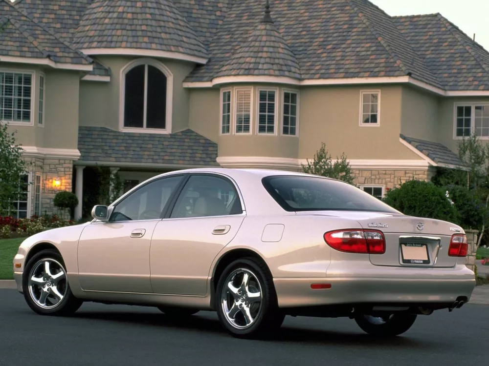 Автомобиль Mazda Millenia I Седан