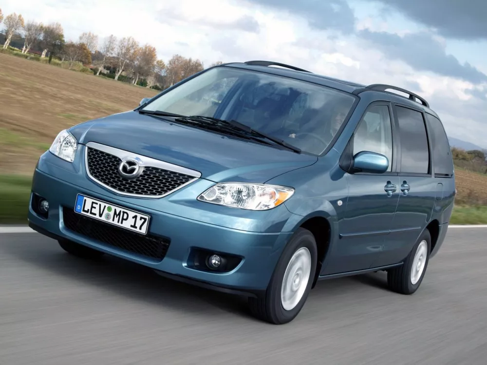 Автомобиль Mazda MPV II (LW) Рестайлинг Компактвэн