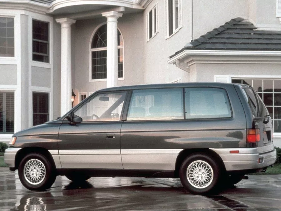 Автомобиль Mazda MPV I (LV) Компактвэн