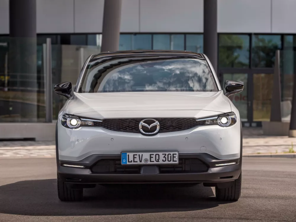 Автомобиль Mazda MX-30 I Внедорожник (5 дверей)