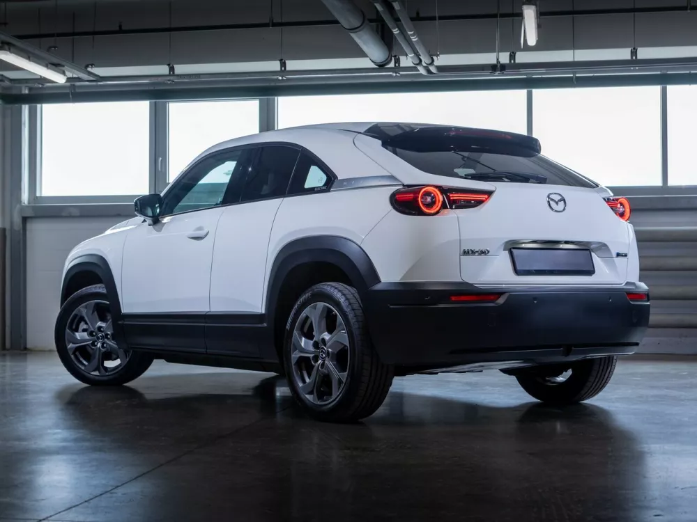 Автомобиль Mazda MX-30 I Внедорожник (5 дверей)