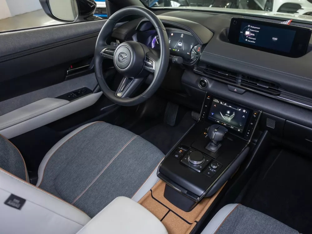 Автомобиль Mazda MX-30 I Внедорожник (5 дверей)