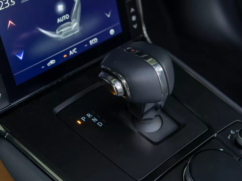 Автомобиль Mazda MX-30 I Внедорожник (5 дверей)
