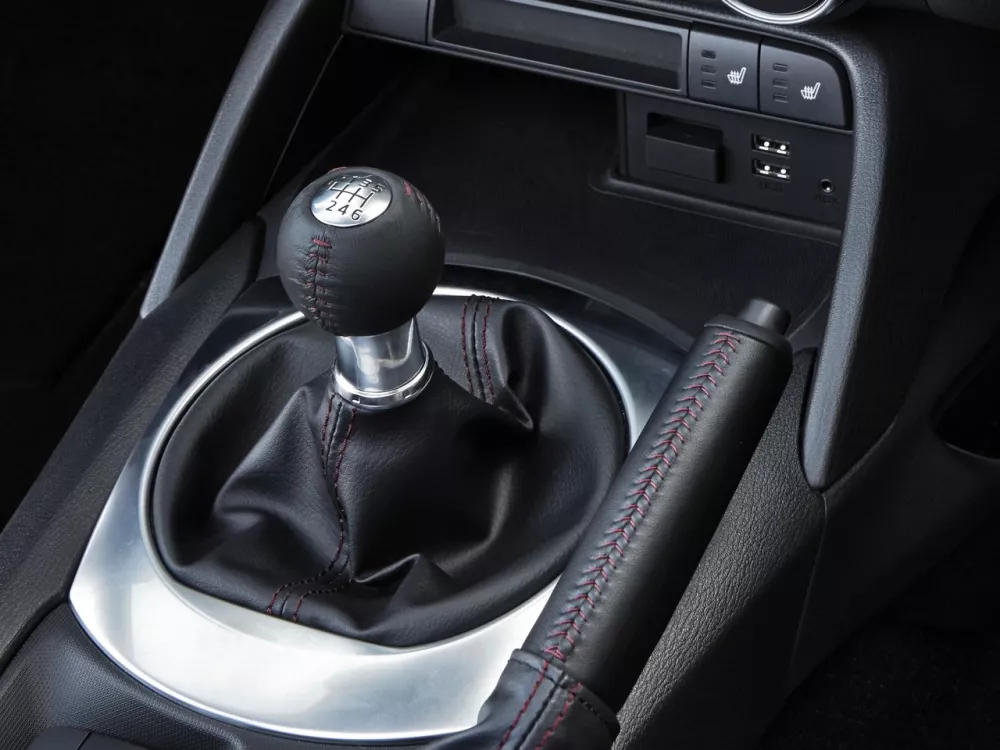 Автомобиль Mazda MX-5 IV (ND) Родстер
