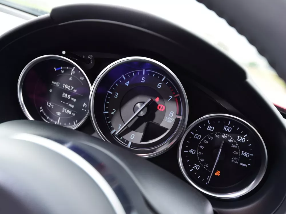 Автомобиль Mazda MX-5 IV (ND) Тарга RF