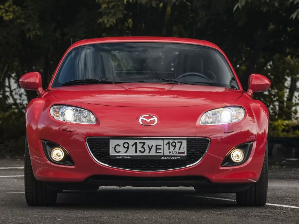 Автомобиль Mazda MX-5 III (NC) Рестайлинг Родстер