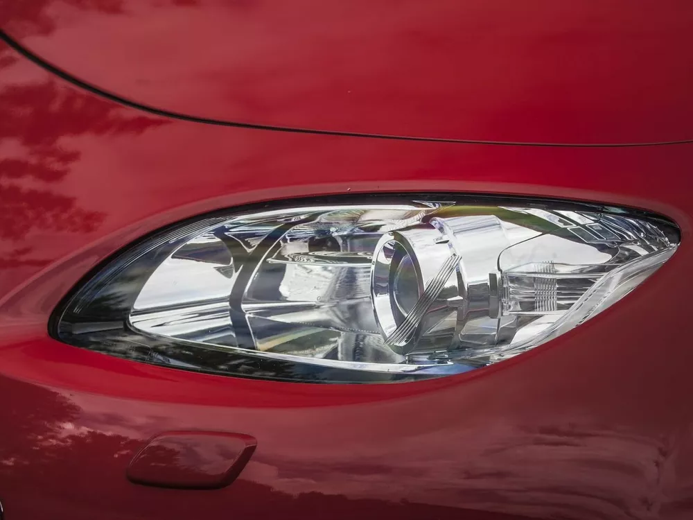 Автомобиль Mazda MX-5 III (NC) Рестайлинг Родстер