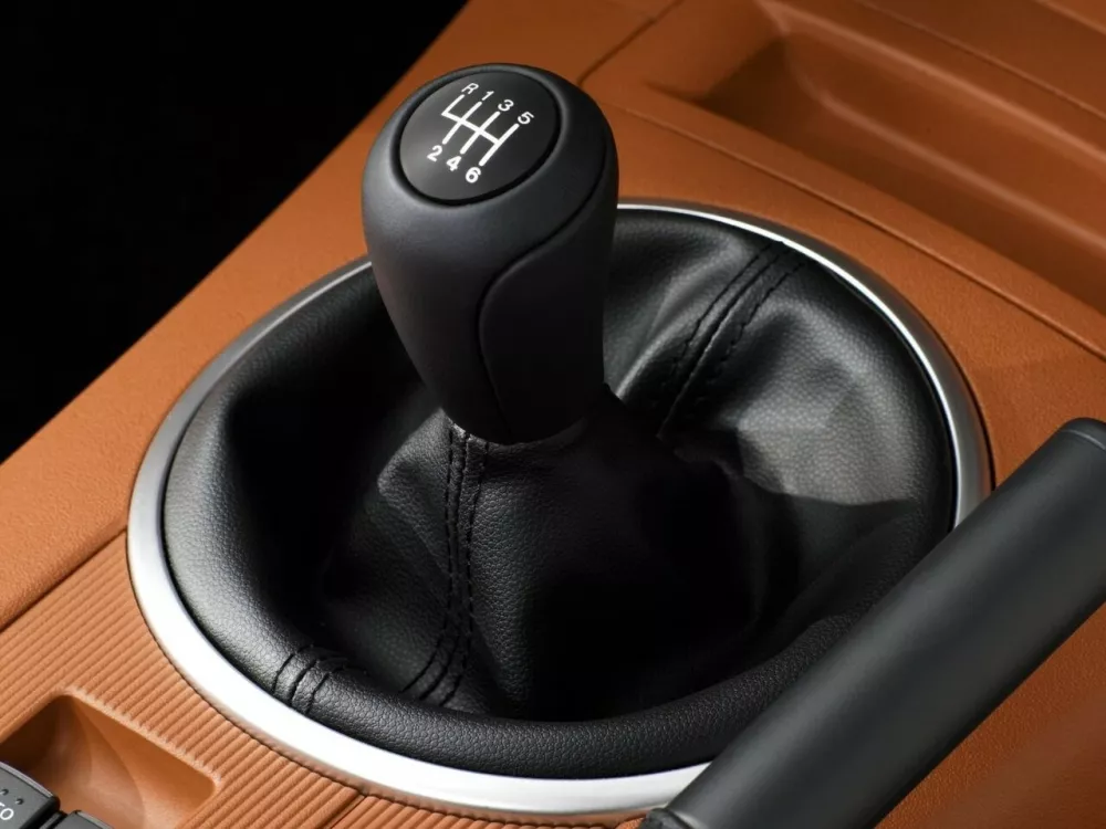 Автомобиль Mazda MX-5 III (NC) Родстер