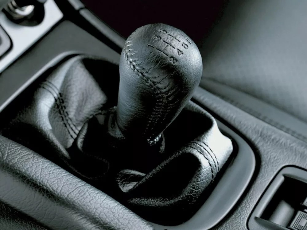 Автомобиль Mazda MX-5 II (NB) Рестайлинг Родстер