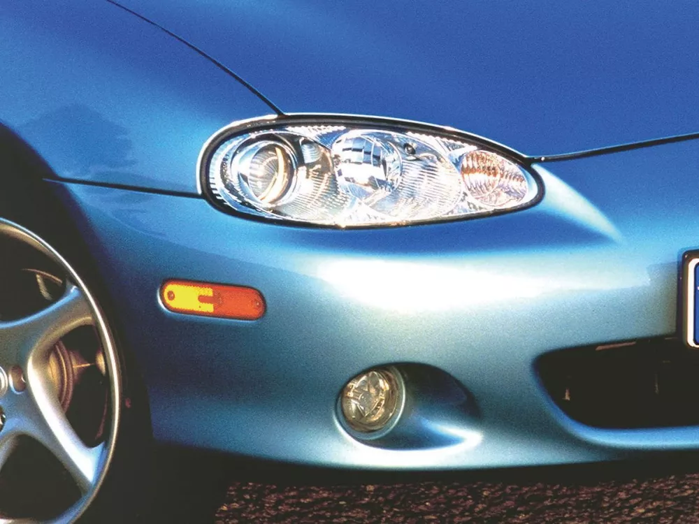 Автомобиль Mazda MX-5 II (NB) Рестайлинг Родстер