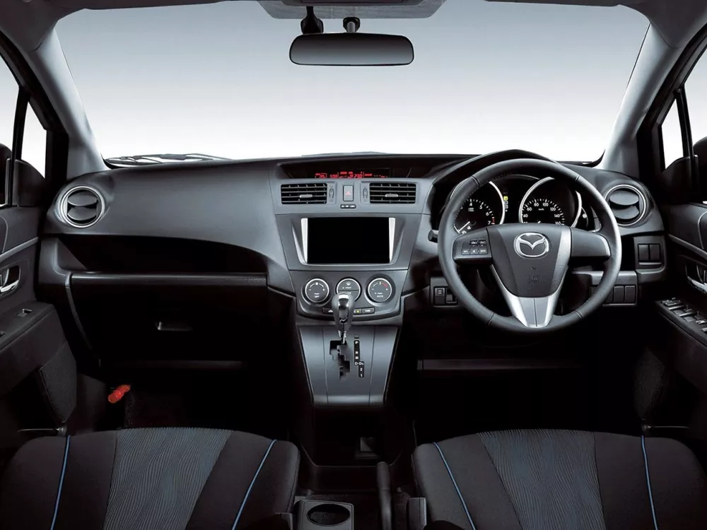 Автомобиль Mazda Premacy III (CW) Компактвэн