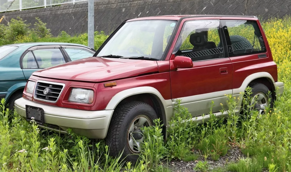 Автомобиль Mazda Proceed Levante I Внедорожник (3 двери)