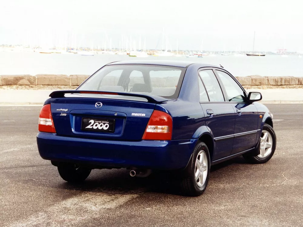 Автомобиль Mazda Protege III (BJ) Седан