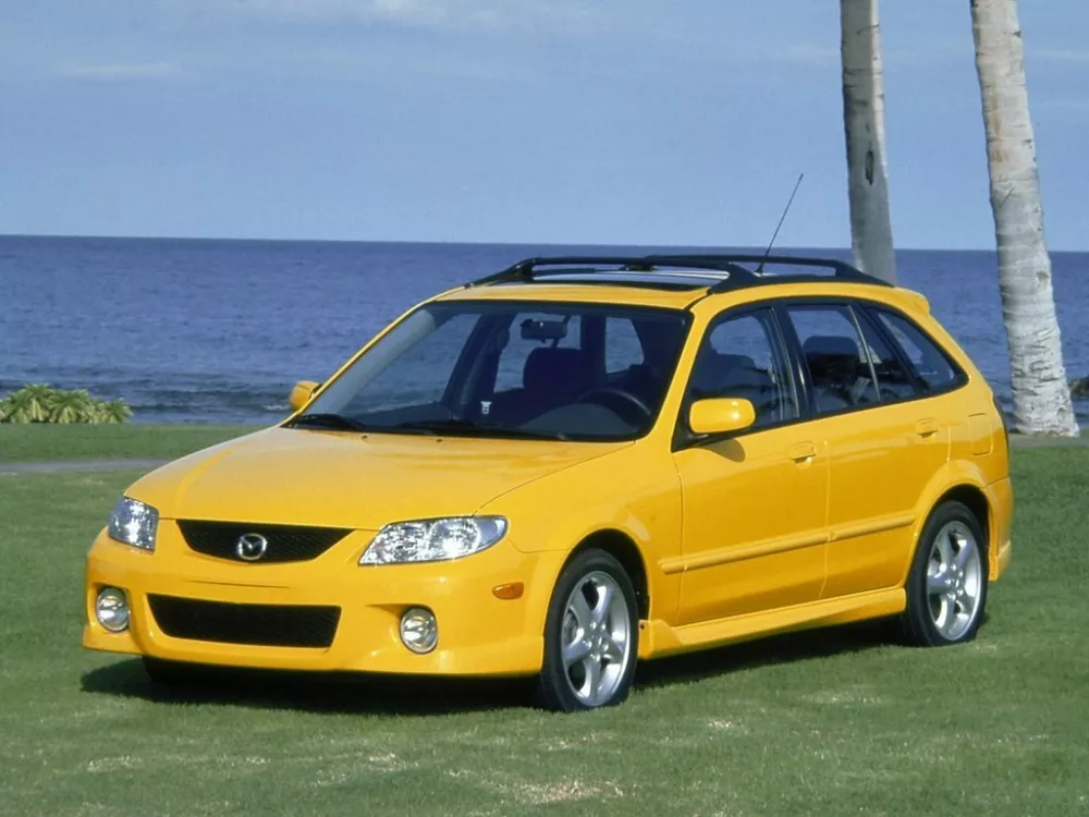 Автомобиль Mazda Protege III (BJ) Хэтчбек (5 дверей)