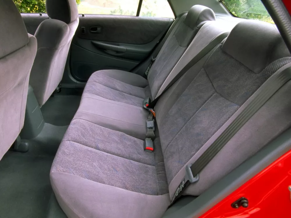 Автомобиль Mazda Protege III (BJ) Седан