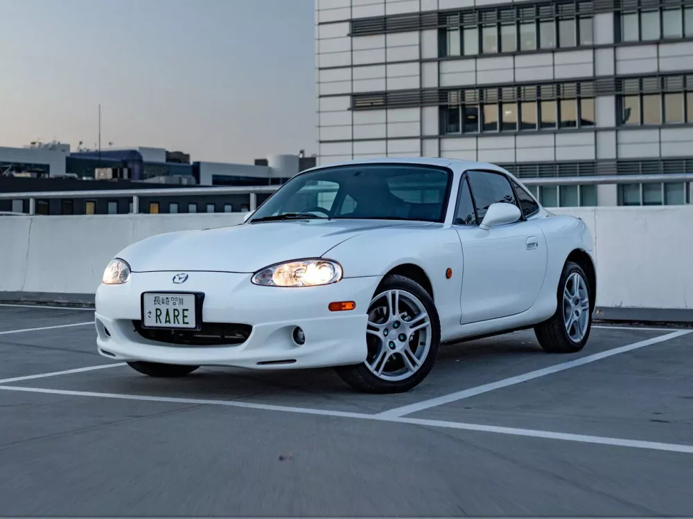 Автомобиль Mazda Roadster II (NB) Купе Coupe