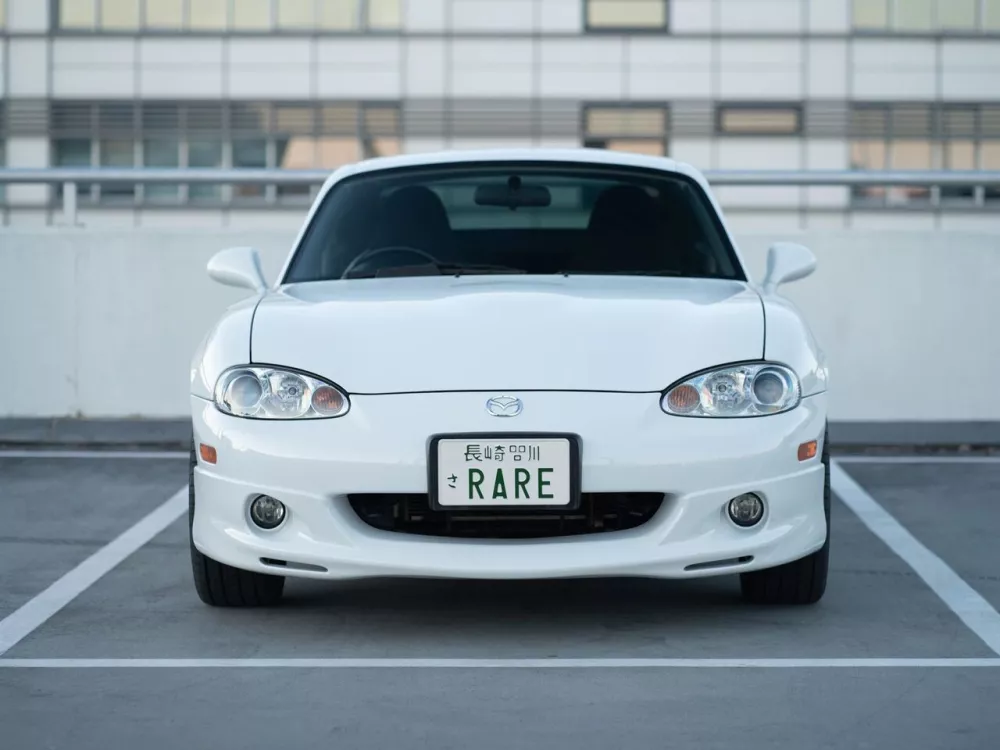 Автомобиль Mazda Roadster II (NB) Купе Coupe