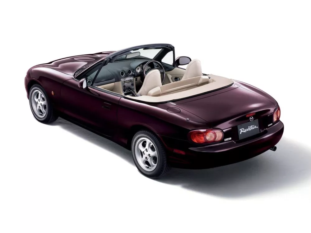 Автомобиль Mazda Roadster II (NB) Родстер