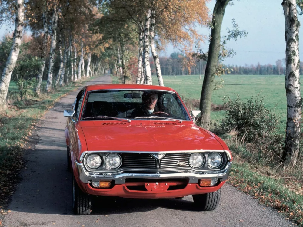 Автомобиль Mazda RX-4 Купе-хардтоп