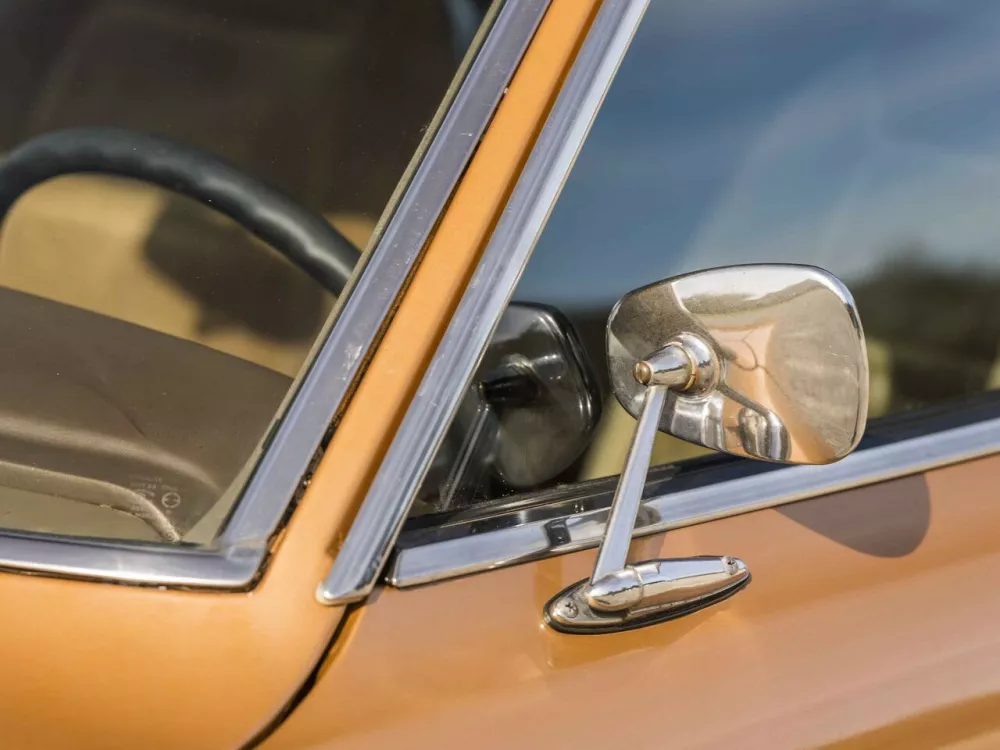 Автомобиль Mazda RX-4 Купе-хардтоп