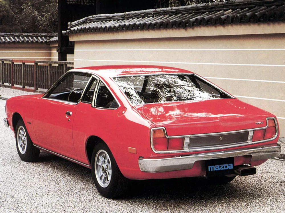 Автомобиль Mazda RX-5 Фастбек