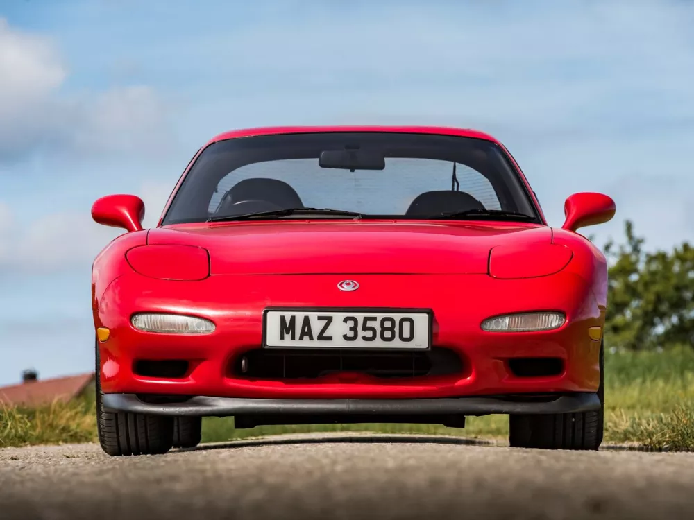 Автомобиль Mazda RX-7 III (FD) Купе