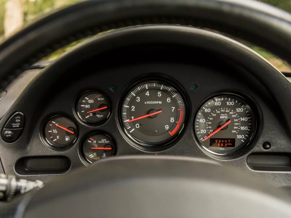Автомобиль Mazda RX-7 III (FD) Купе