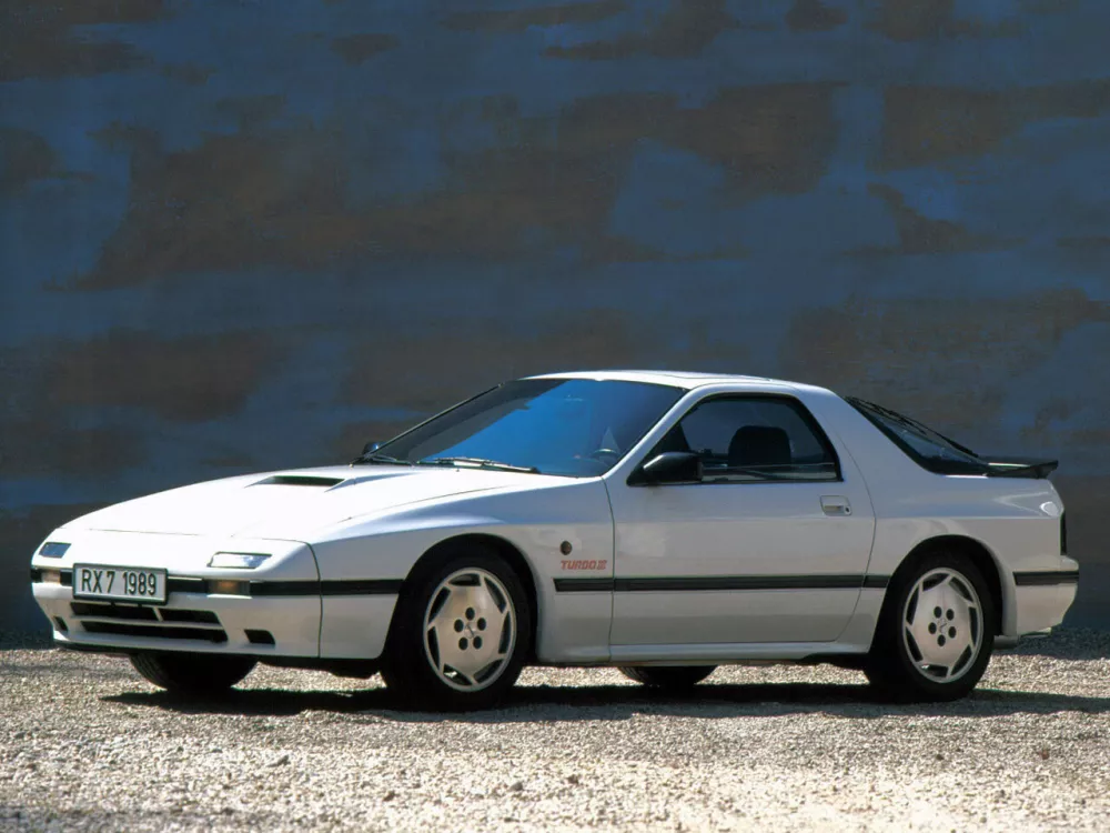 Автомобиль Mazda RX-7 II (FC) Купе