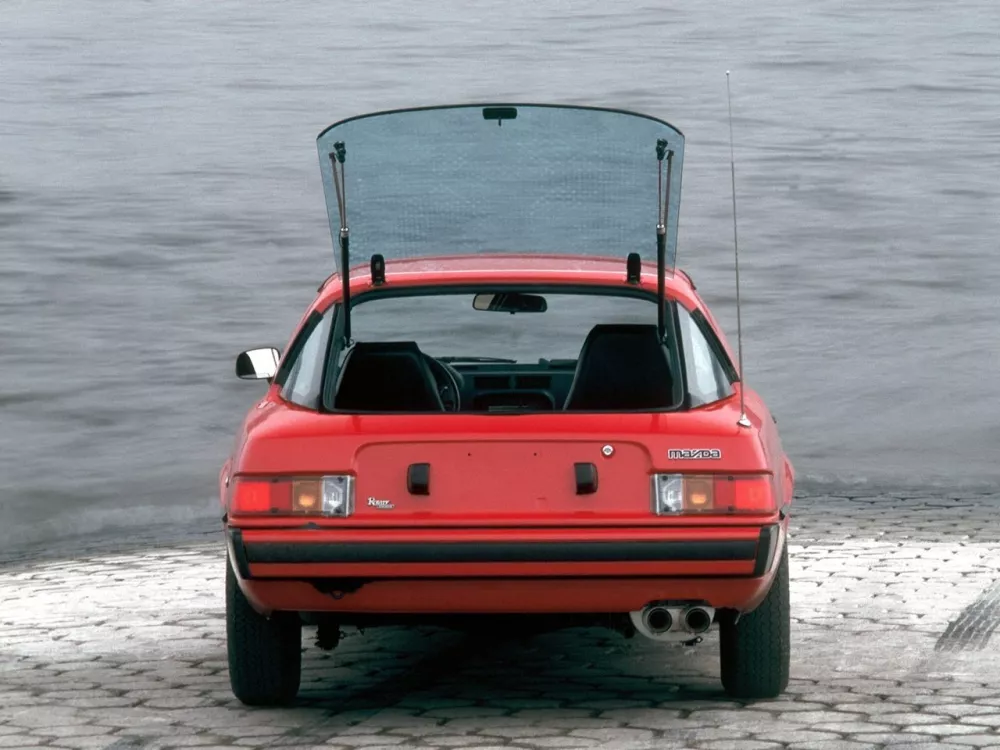 Автомобиль Mazda RX-7 I (SA) Купе