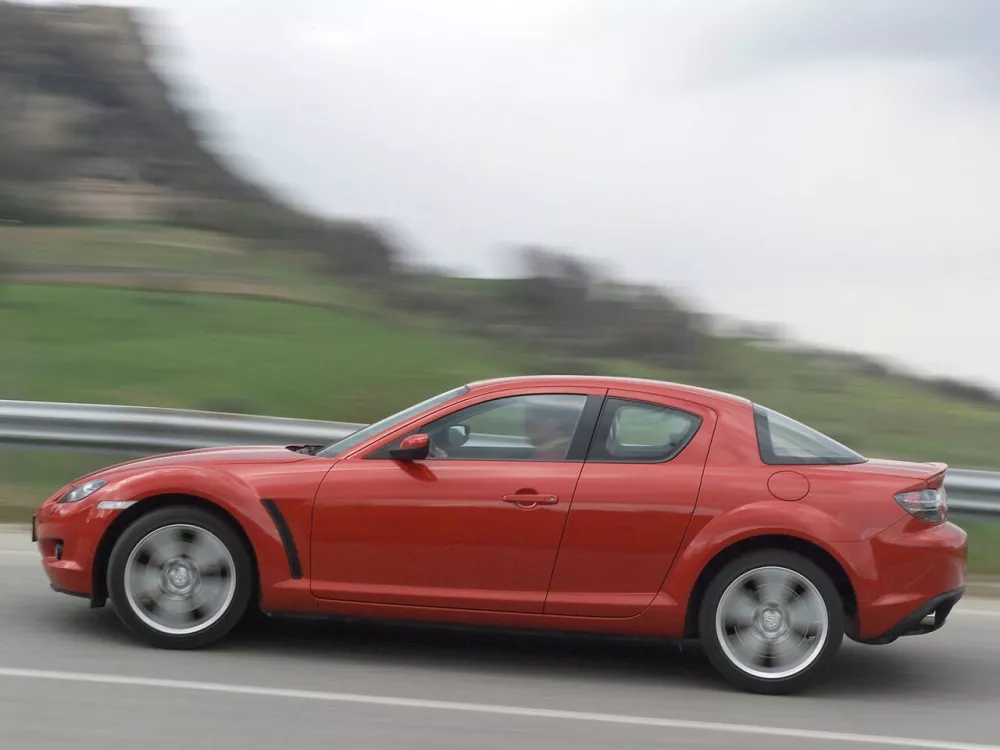 Автомобиль Mazda RX-8 I Купе