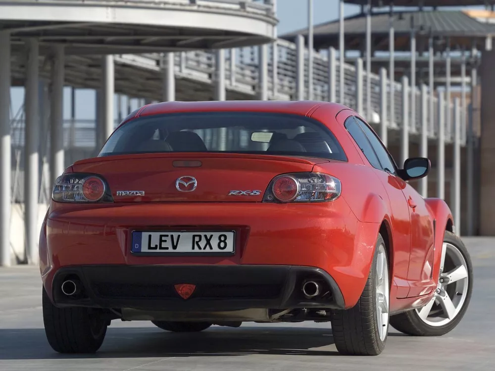 Автомобиль Mazda RX-8 I Купе