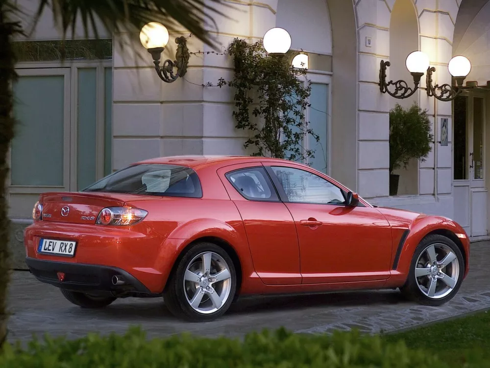 Автомобиль Mazda RX-8 I Купе