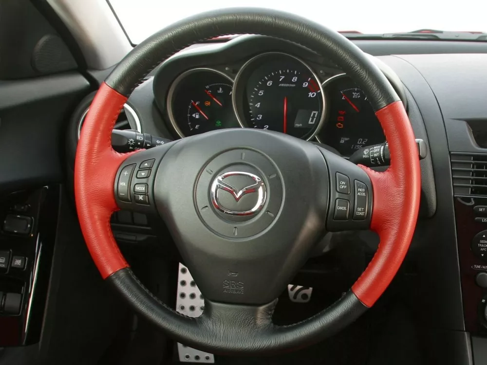 Автомобиль Mazda RX-8 I Купе