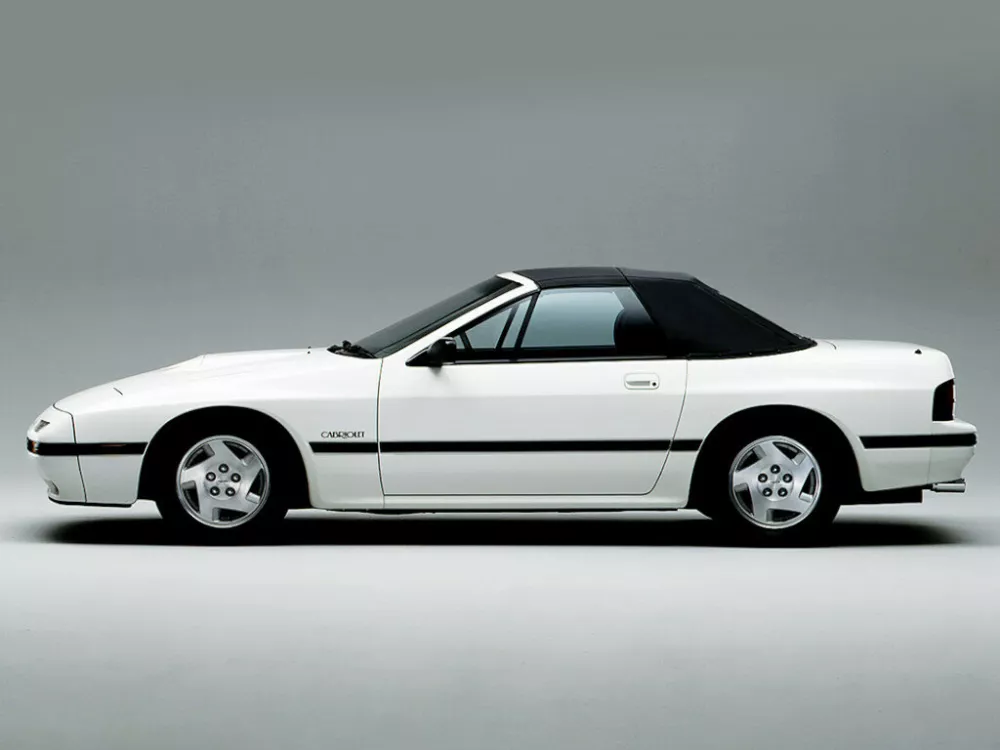 Автомобиль Mazda Savanna RX-7 II (FC) Кабриолет