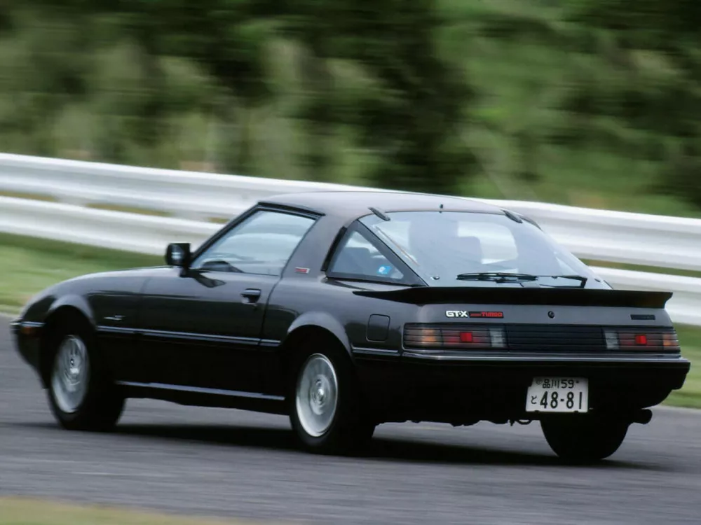 Автомобиль Mazda Savanna RX-7 I (SA) Рестайлинг Купе