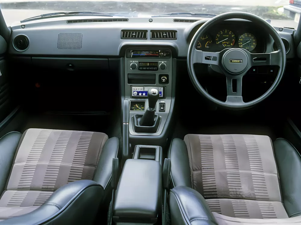Автомобиль Mazda Savanna RX-7 I (SA) Рестайлинг Купе